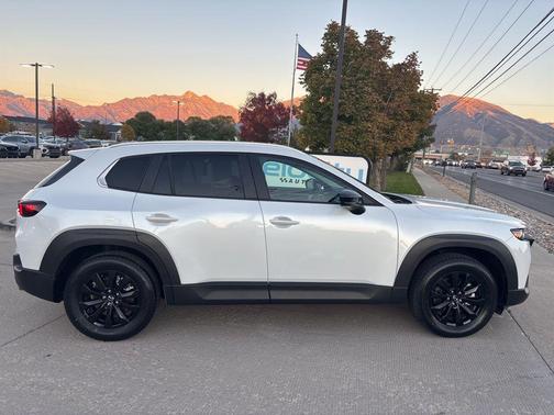 2024 Mazda CX-50 2.5 S Preferred Package