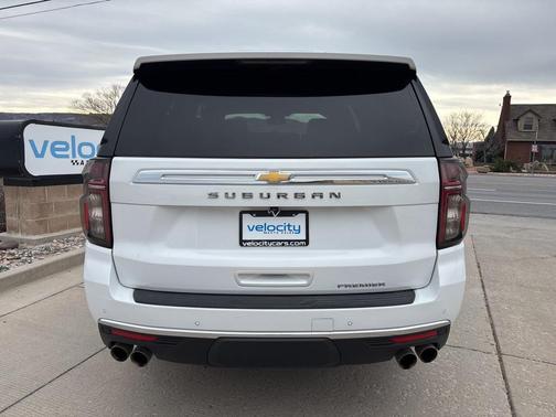 2023 Chevrolet Suburban Premier