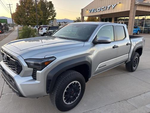 2024 Toyota Tacoma TRD Off-Road