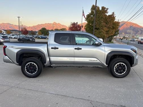 2024 Toyota Tacoma TRD Off-Road