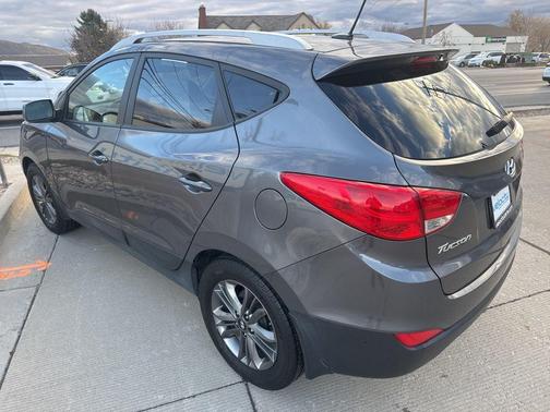 2015 Hyundai TUCSON SE