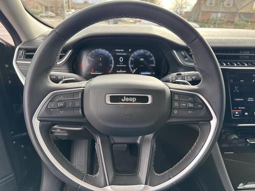 2023 Jeep Grand Cherokee L Laredo