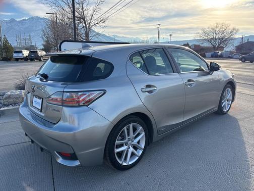 2017 Lexus CT 200h Base