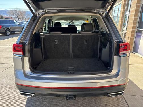 2024 Volkswagen Atlas 2.0T SE w/Technology 4MOTION