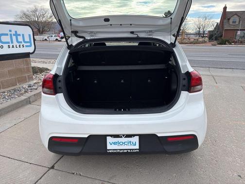 2022 Kia Rio S