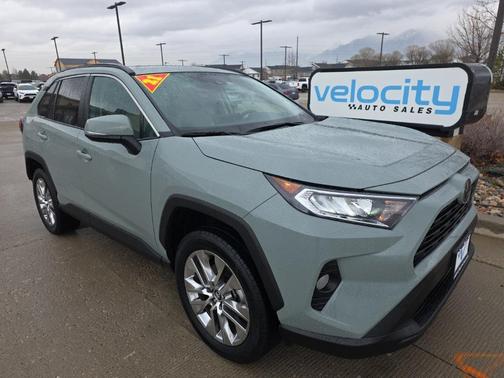 2021 Toyota RAV4 XLE Premium