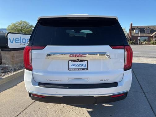 2023 GMC Yukon XL SLT