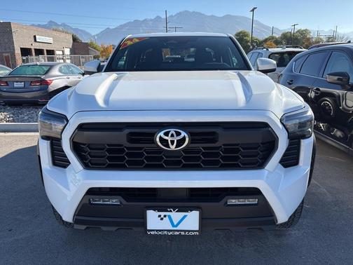 2024 Toyota Tacoma TRD Off-Road