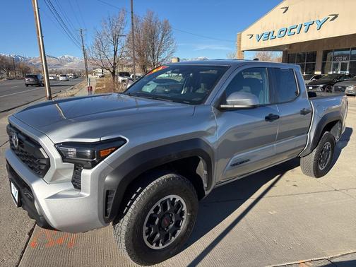 2024 Toyota Tacoma TRD Off-Road