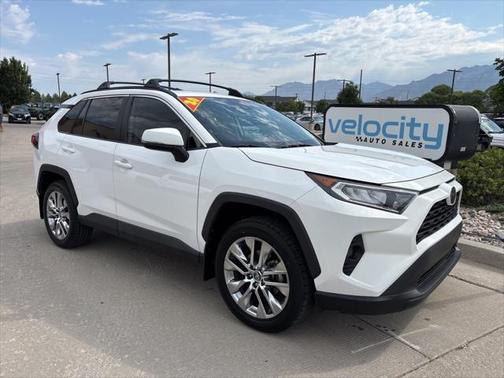 2020 Toyota RAV4 XLE Premium