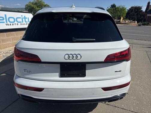 2022 Audi Q5 45 S line Premium Plus
