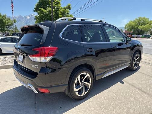 2023 Subaru Forester Touring