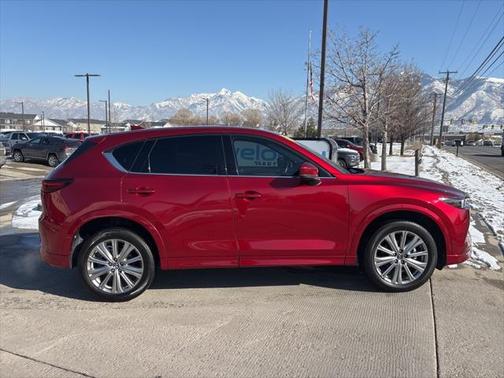 2022 Mazda CX-5 Signature