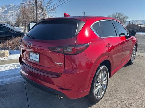 2022 Mazda CX-5 Signature