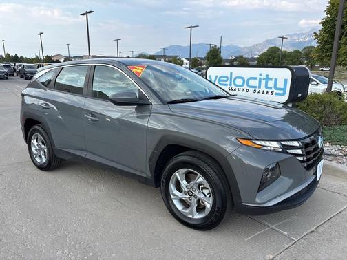 2024 Hyundai TUCSON SE