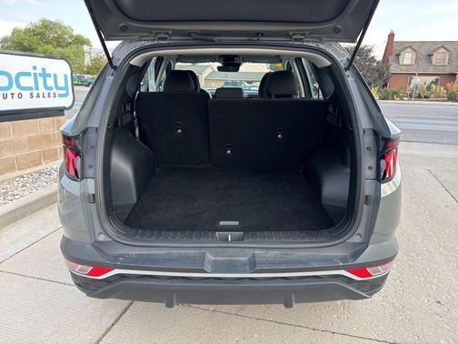 2024 Hyundai TUCSON SE