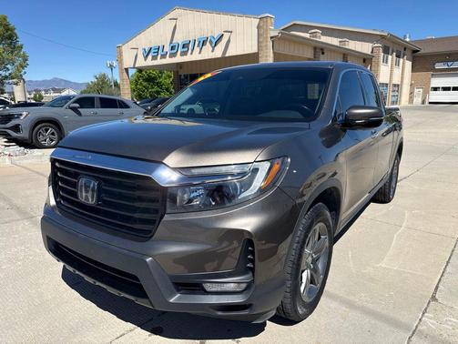 Gray 2022 Honda Ridgeline RTL-E