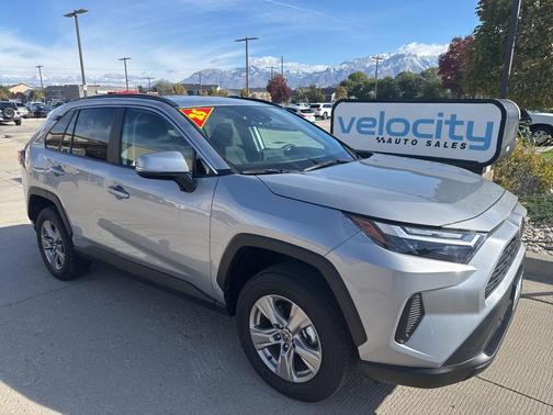 2025 Toyota RAV4 Hybrid XLE