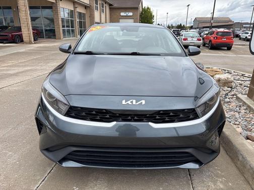 Gravity Gray 2022 Kia Forte LXS