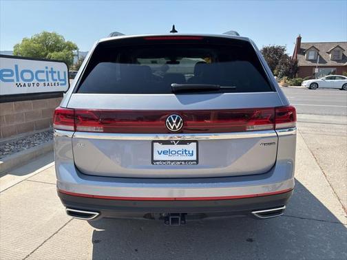 2024 Volkswagen Atlas 2.0T SE w/Technology 4MOTION