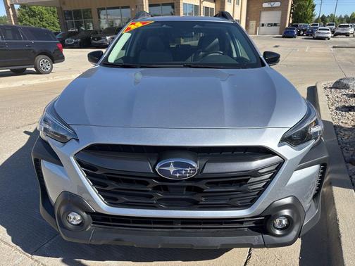 Ice Silver Metallic 2025 Subaru Outback Premium