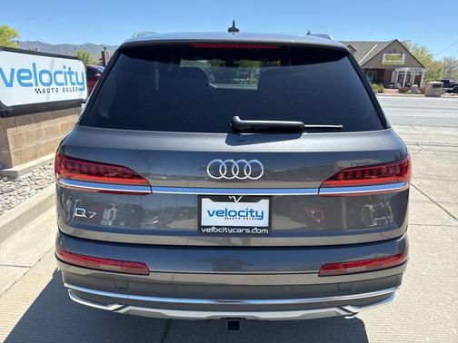 2021 Audi Q7 55 Premium