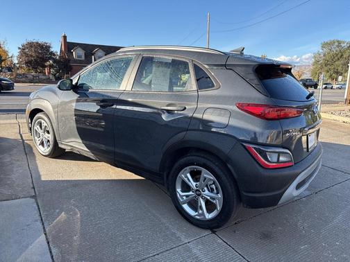 2023 Hyundai KONA SEL