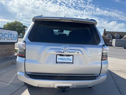 2024 Toyota 4Runner SR5