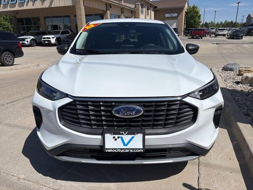Oxford White 2025 Ford Escape Active