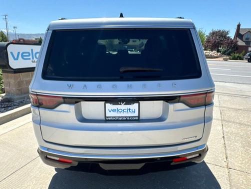Silver Zynith 2024 Jeep Wagoneer Series II 4x4