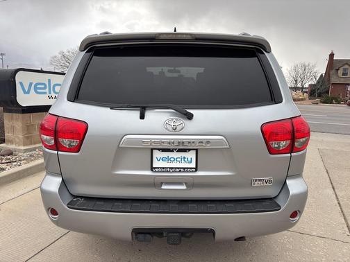 2017 Toyota Sequoia SR5