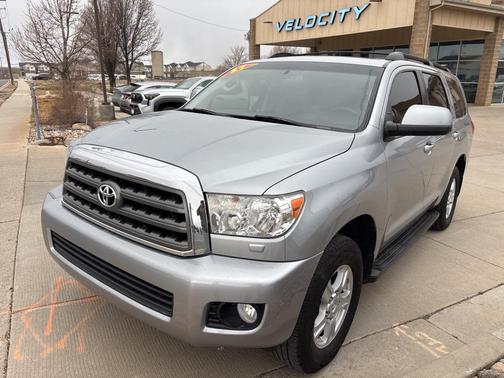 2017 Toyota Sequoia SR5