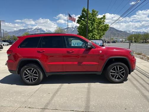 2020 Jeep Grand Cherokee Trailhawk