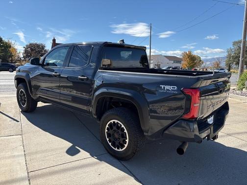 2024 Toyota Tacoma TRD Off Road