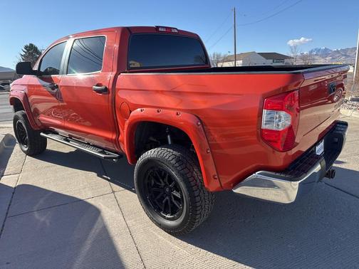 2017 Toyota Tundra SR5