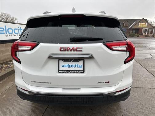 2023 GMC Terrain AWD AT4