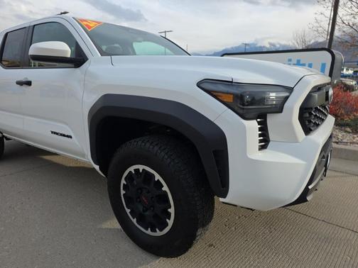 2024 Toyota Tacoma TRD Off-Road
