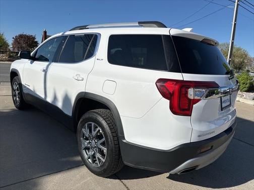 2023 GMC Acadia AWD SLT