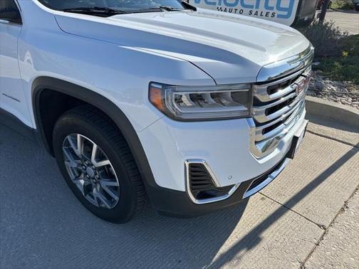 2023 GMC Acadia AWD SLT