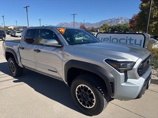 2024 Toyota Tacoma TRD Off-Road