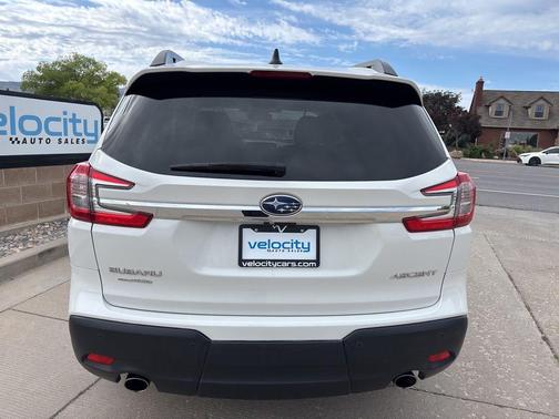 Crystal White Pearl 2025 Subaru Ascent Premium 7-Passenger