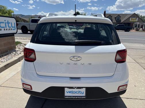 Lunar White 2025 Hyundai VENUE SEL
