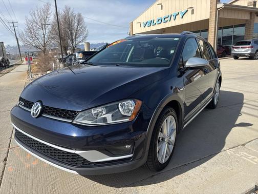 2017 Volkswagen Golf Alltrack TSI S
