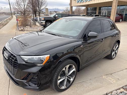 2021 Audi Q3 45 S line Premium