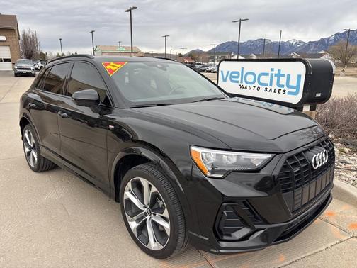 2021 Audi Q3 45 S line Premium