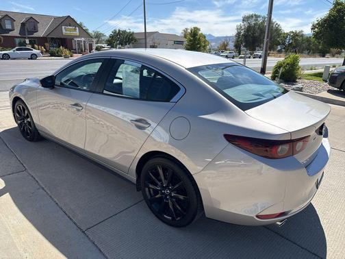 2024 Mazda Mazda3 2.5 S Select Sport