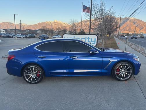 2020 Genesis G70 3.3T AWD