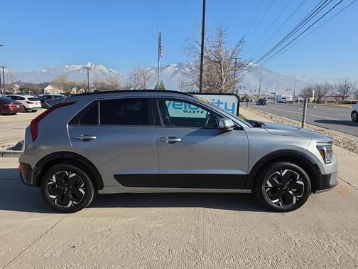 2023 Kia Niro EV Wind