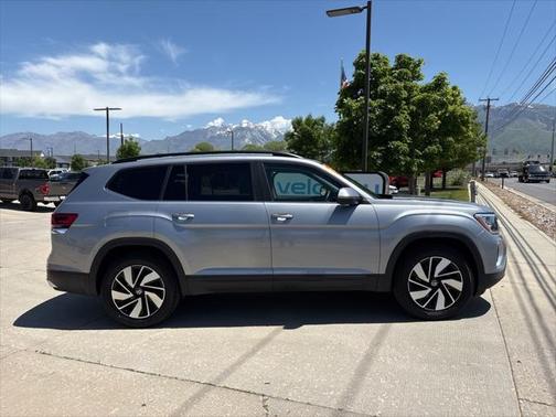 2024 Volkswagen Atlas 2.0T SE w/Technology 4MOTION