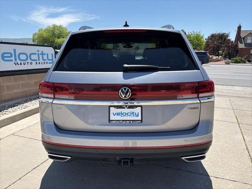 2024 Volkswagen Atlas 2.0T SE w/Technology 4MOTION